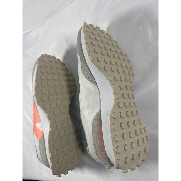 New Balance 327 Sea Salt Bright Orange MS327SS Mens Size 9 Lifestyle Sneakers - Picture 8 of 8